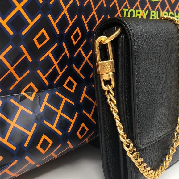 Tory Burch Bags Nwt Tory Burch Britten Chain Wallet Crossbody